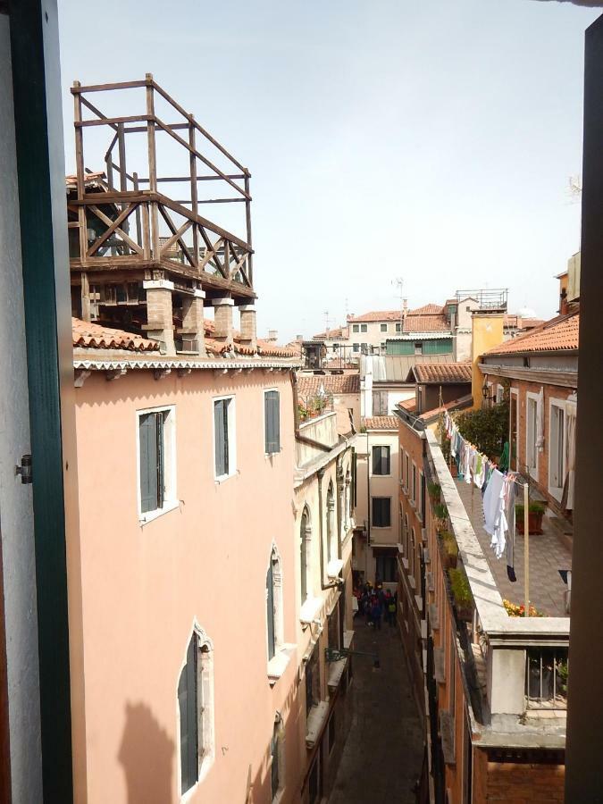 Romantic Escapade In Venice Appartement Buitenkant foto